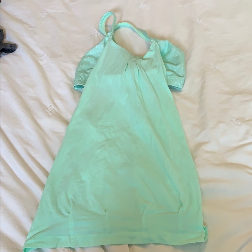 Lululemon Mint tank w sports bra size 6